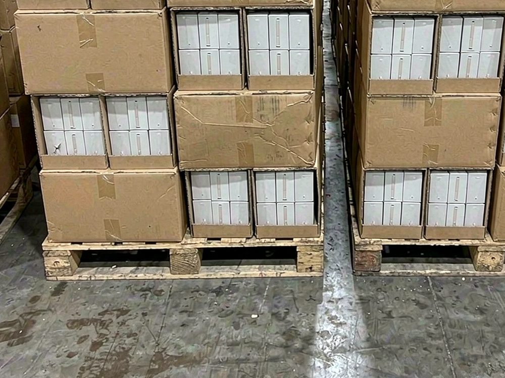 Bulk Distribution for Elektronna Ya Sisgareta in Madrid — bulk case