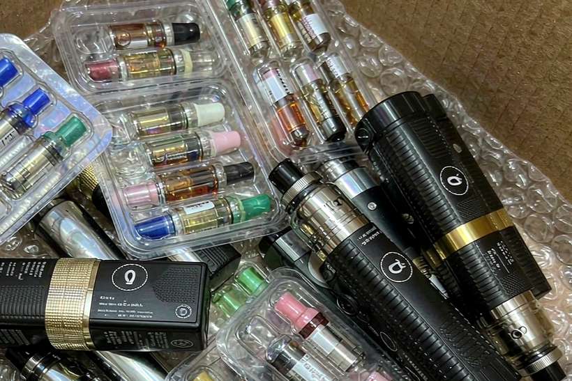 Bulk Distribution for Elektronna Ya Sisgareta products in Madrid — Winter special