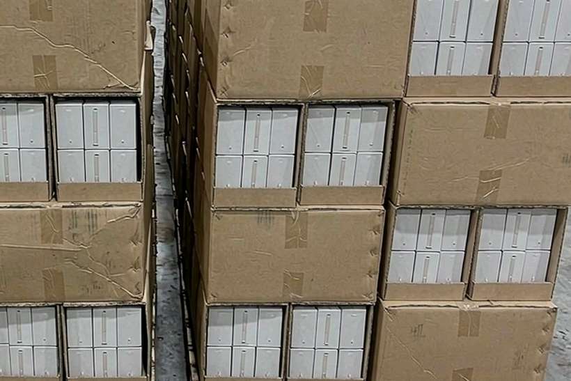 Buyer's Guide to Elektronna Ya Sisgareta hardware — US warehouse