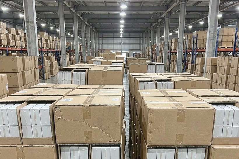 Buyer's Guide to Elektronna Ya Sisgareta products in Madrid — container load