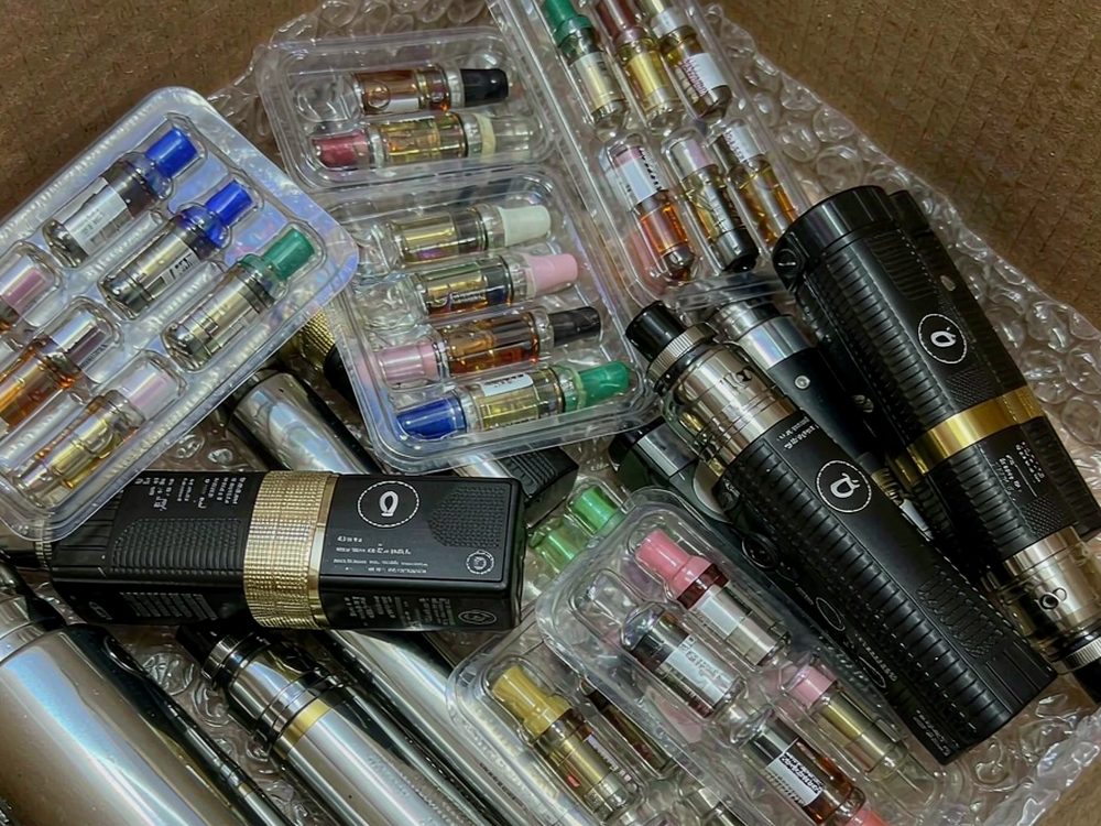Checklist for Elektronna Ya Sisgareta hardware — new arrivals