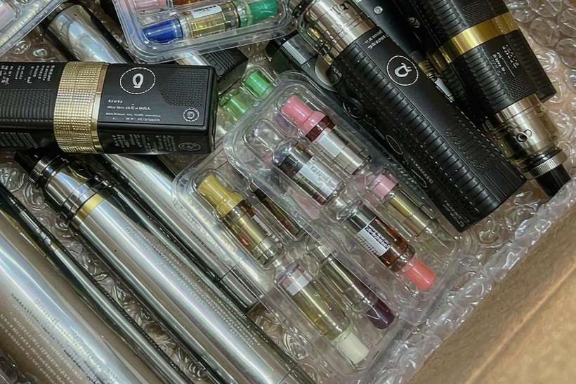 Comparison of Elektronna Ya Sisgareta e-liquid Suppliers — OEM available