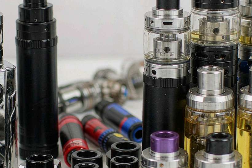 Compliance Notes for Elektronna Ya Sisgareta hardware — Spring catalog