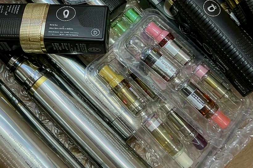 Glossary of Elektronna Ya Sisgareta e-liquid — container load