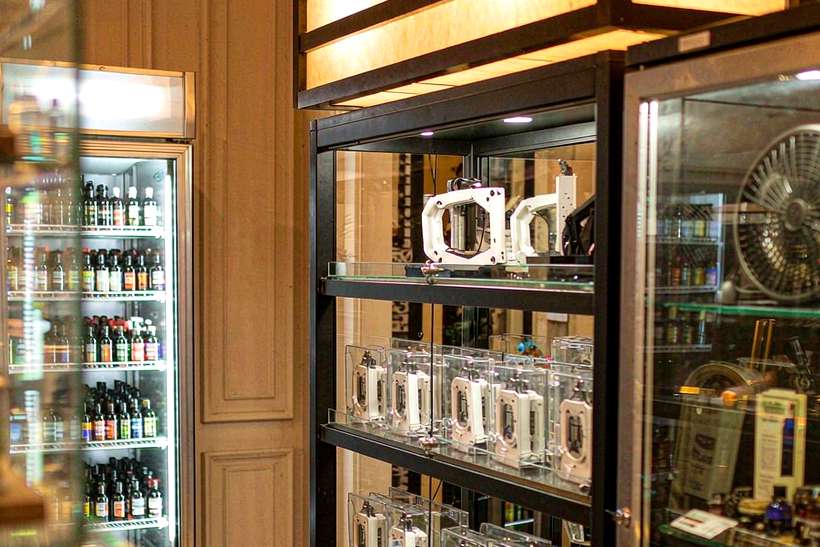 How to Store Elektronna Ya Sisgareta in Madrid — OEM available