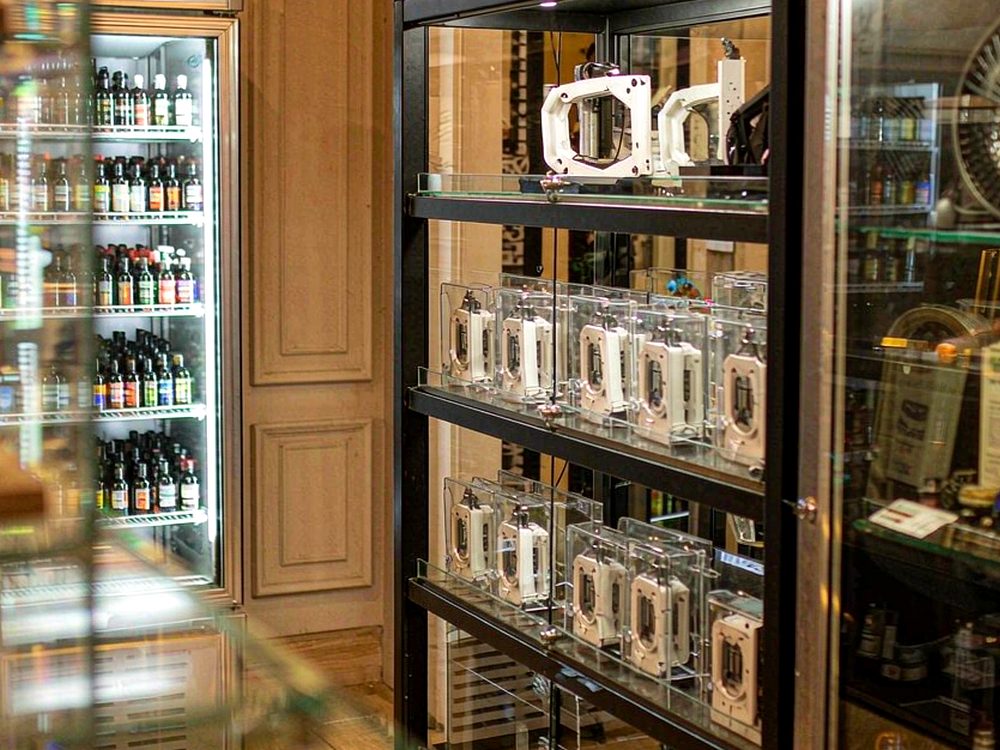 How to Store Elektronna Ya Sisgareta products in Madrid — budget tier