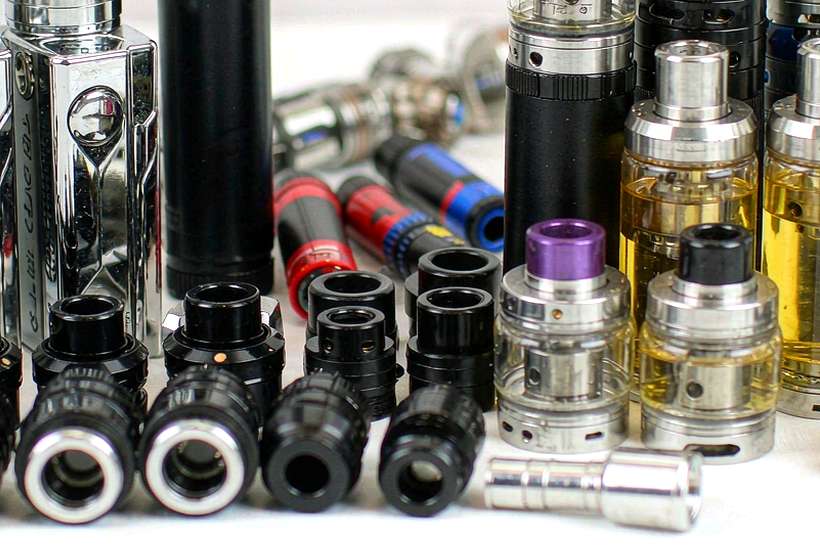 How to Store Elektronna Ya Sisgareta tanks — bulk case