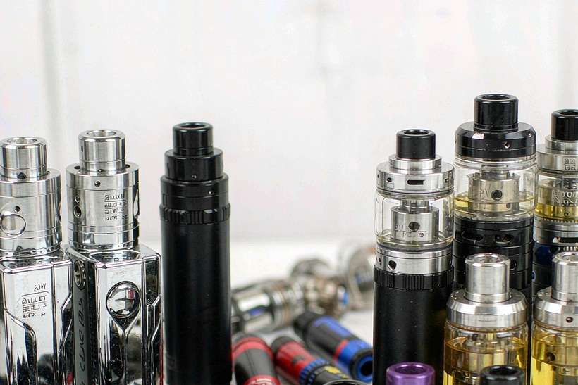 Launch Plan for Elektronna Ya Sisgareta mods — US warehouse