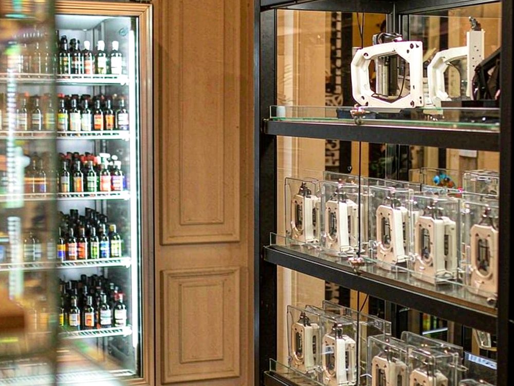 Launch Plan for Elektronna Ya Sisgareta products in Madrid — new arrivals