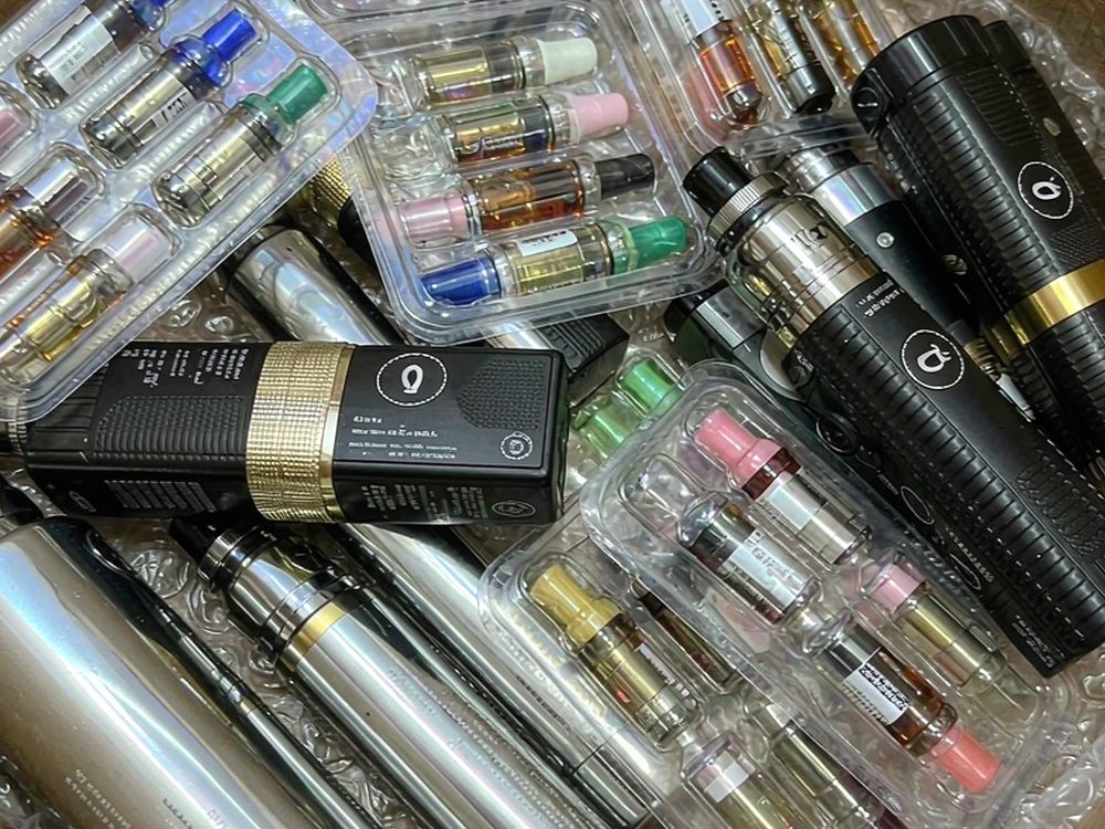 Market Overview of Madrid Elektronna Ya Sisgareta — bulk case