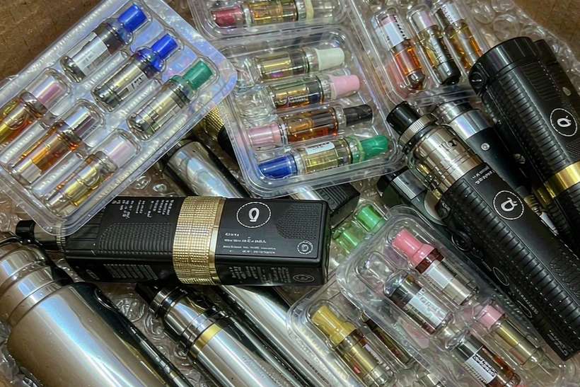 MOQ and Lead Time for Elektronna Ya Sisgareta e-liquid — bulk case