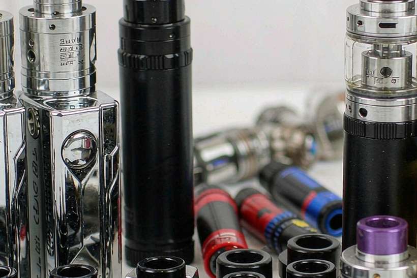 Regional Review of Elektronna Ya Sisgareta accessories — limited batch