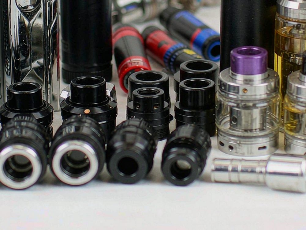 Regional Review of Elektronna Ya Sisgareta accessories — premium tier