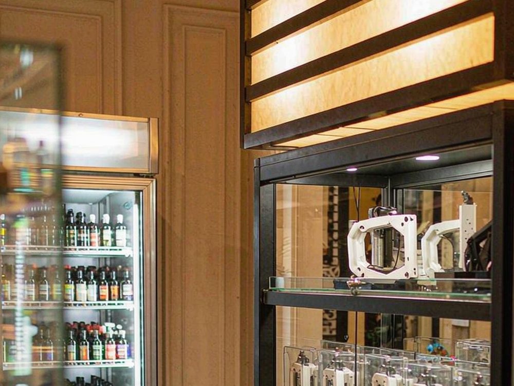 Restocking Madrid Elektronna Ya Sisgareta — budget tier