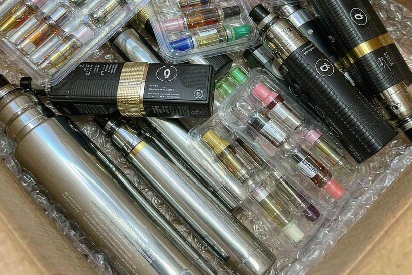 Restocking Madrid Elektronna Ya Sisgareta — Middle East