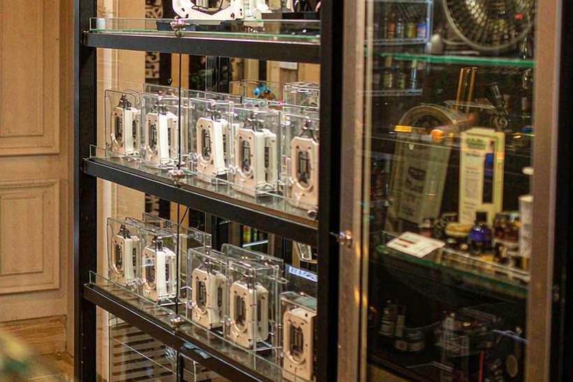 Shipping Guide for Elektronna Ya Sisgareta hardware — container load