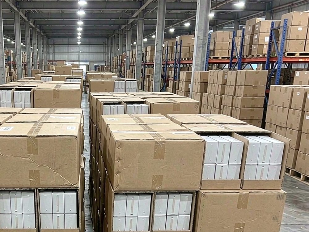 Shipping Guide for Elektronna Ya Sisgareta tanks — premium tier