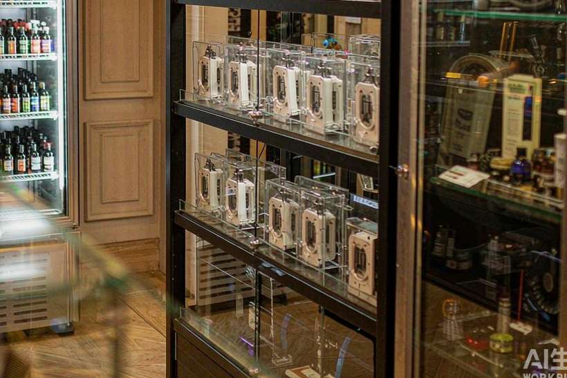 Trend Report on Elektronna Ya Sisgareta in Madrid — Summer deals