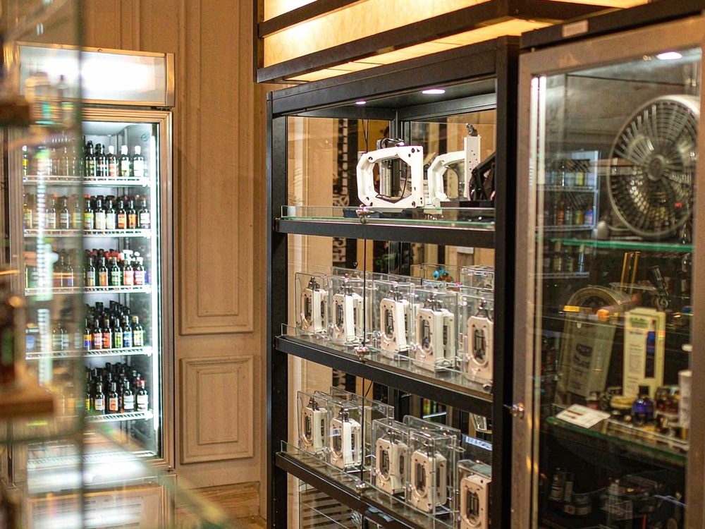 Trend Report on Elektronna Ya Sisgareta in Madrid — with fast shipping