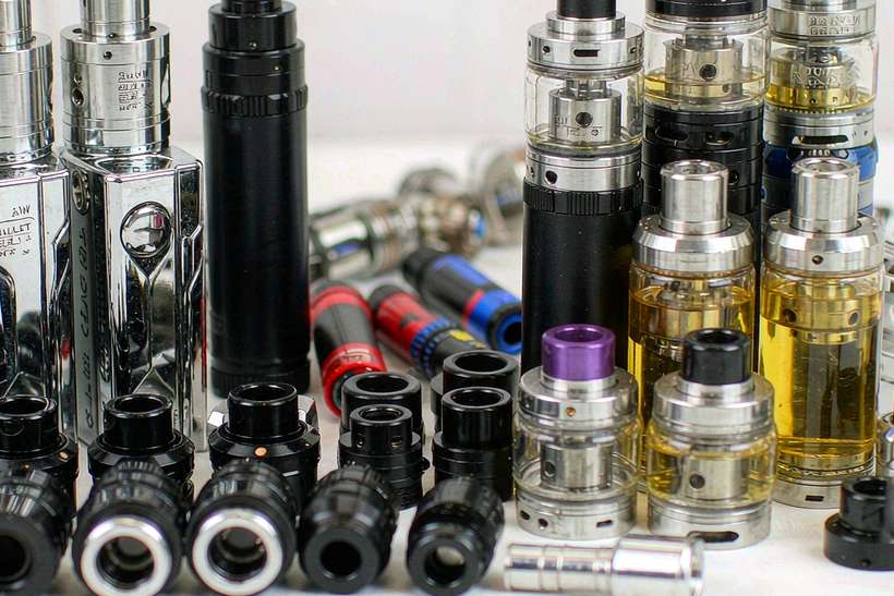 Warehouse Options for Elektronna Ya Sisgareta e-liquid — small parcel