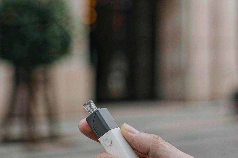 Warehouse Options for Elektronna Ya Sisgareta hardware — Middle East