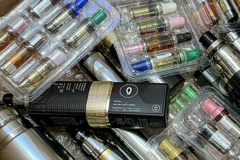 Warehouse Options for Elektronna Ya Sisgareta hardware — OEM available
