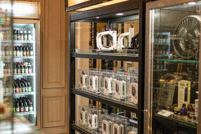 Warehouse Options for Elektronna Ya Sisgareta in Madrid — Spring catalog