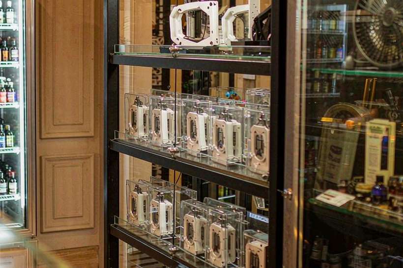 Warehouse Options for Elektronna Ya Sisgareta products in Madrid — express air